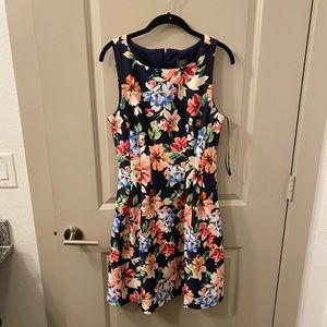 Vince camuto scuba fabric dress